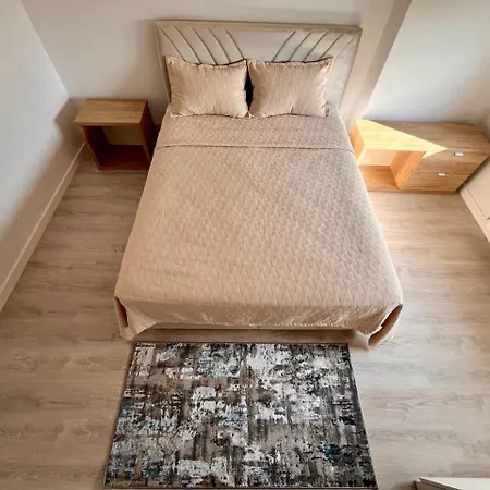 Apartment The Butterfly Suite, Near Arenele Romane & Constitution Square Bucharest