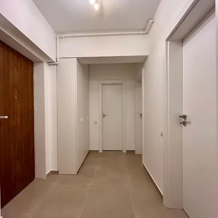 The Butterfly Suite, Near Arenele Romane & Constitution Square * بوخارست