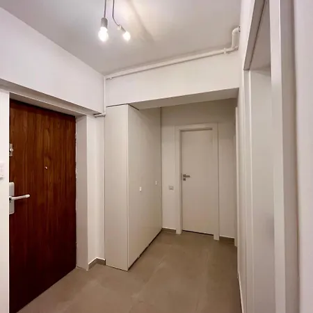 The Butterfly Suite, Near Arenele Romane & Constitution Square * Бухарест