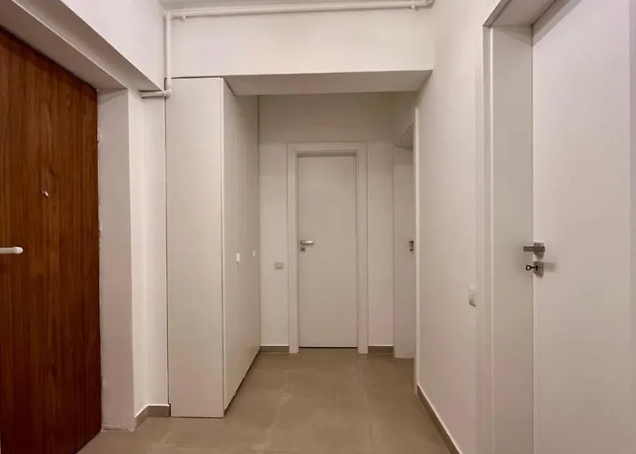 The Butterfly Suite, Near Arenele Romane & Constitution Square * Бухарест