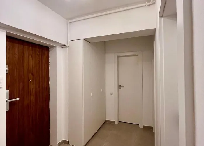 The Butterfly Suite, Near Arenele Romane & Constitution Square * Бухарест