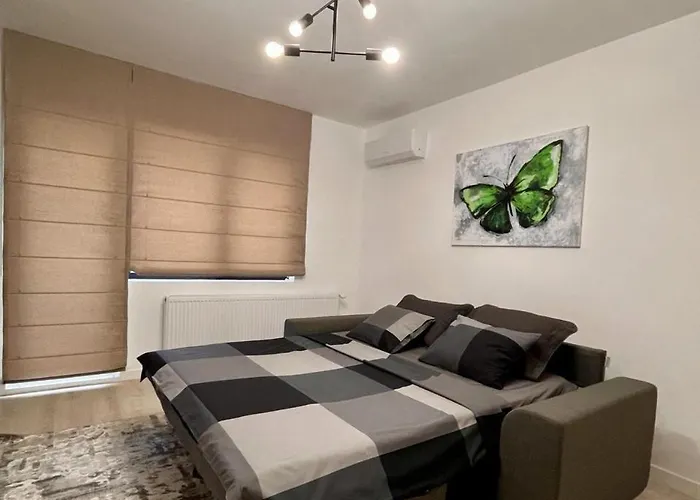The Butterfly Suite, Near Arenele Romane & Constitution Square Apartman Bukarest