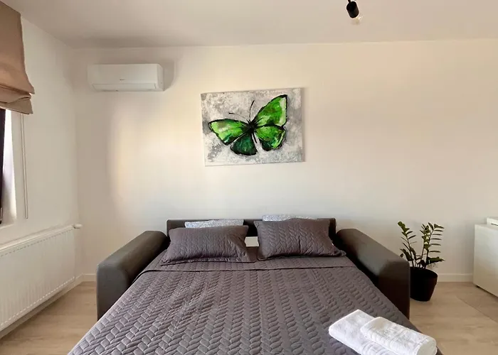 The Butterfly Suite, Near Arenele Romane & Constitution Square Bukarest