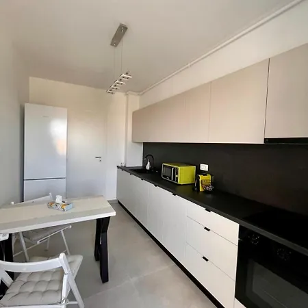 Апартаменти The Butterfly Suite, Near Arenele Romane & Constitution Square