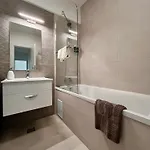 Апартаменти The Butterfly Suite, Near Arenele Romane & Constitution Square
